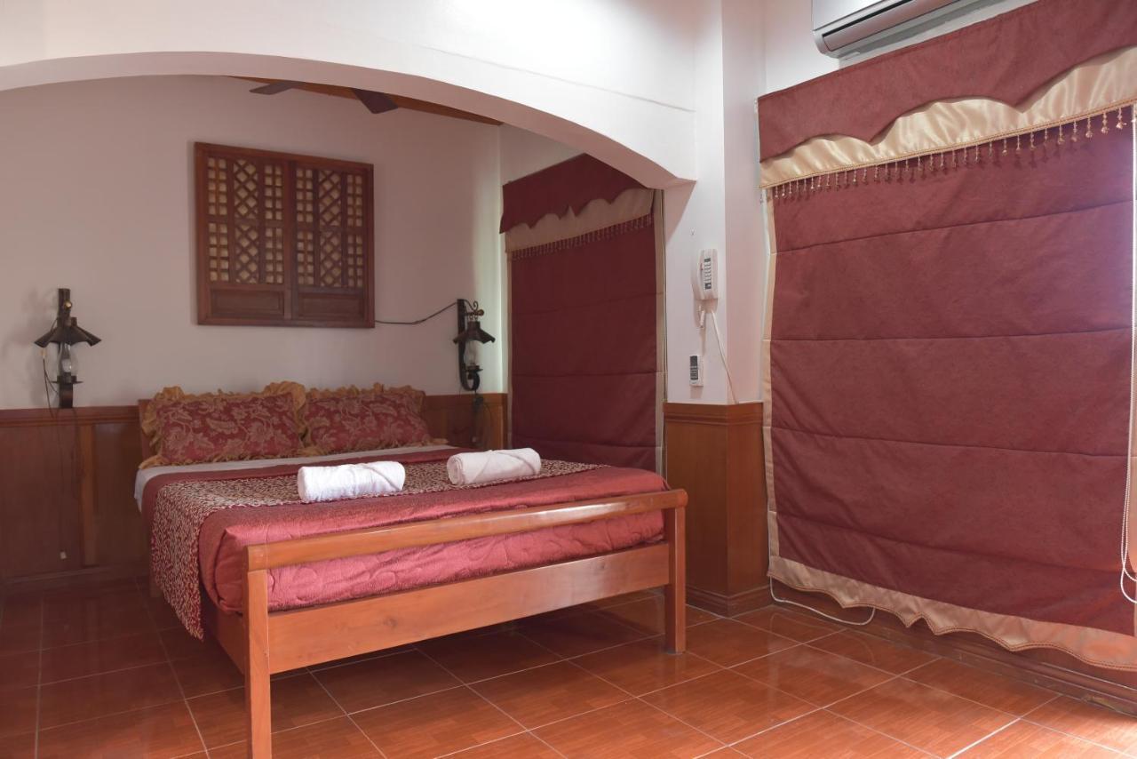 Ang Tahanan Ni Aling Meding Hotel And Restaurant San Pablo Ngoại thất bức ảnh